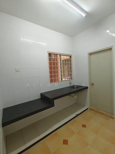 For Sale - Ketumbar Hill