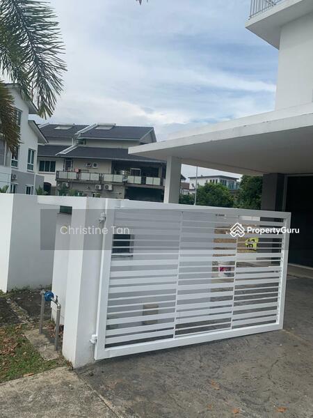 For Rent - Bandar Bukit Raja corner 2 and half storey landed