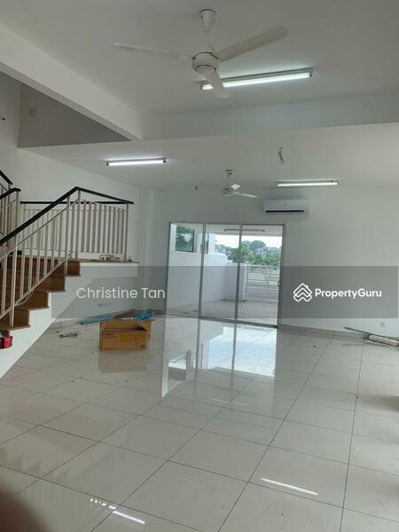 For Rent - Bandar Bukit Raja corner 2 and half storey landed