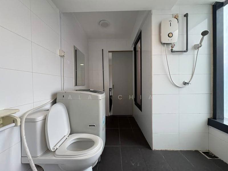 Condominium for Rent at SOHO @ Empire City - Alan Chia - Bathroom - PropertyGuru.com.my