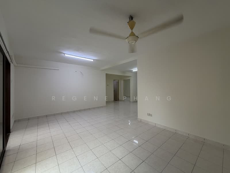 Kondominium untuk Disewa di Palm Spring @ Damansara - Regene Phang - Living Room - PropertyGuru.com.my