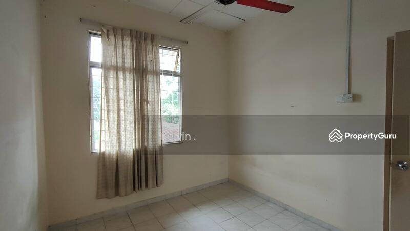 Bungalow for Sale in Bandar Bukit Beruntung (Bukit Beruntung) - Kelvin . - PropertyGuru.com.my