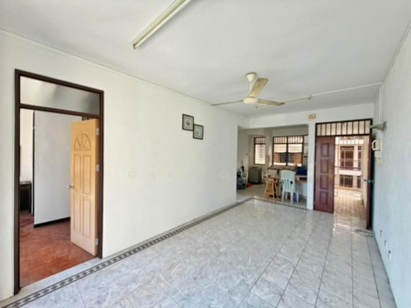 Apartment for Sale at Medan Lumba Kuda - Gary Goh - Living Room - PropertyGuru.com.my