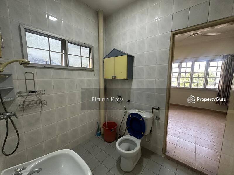 Rumah Berkembar untuk Dijual di Seksyen 9 (Shah Alam) - Elaine Kow - PropertyGuru.com.my