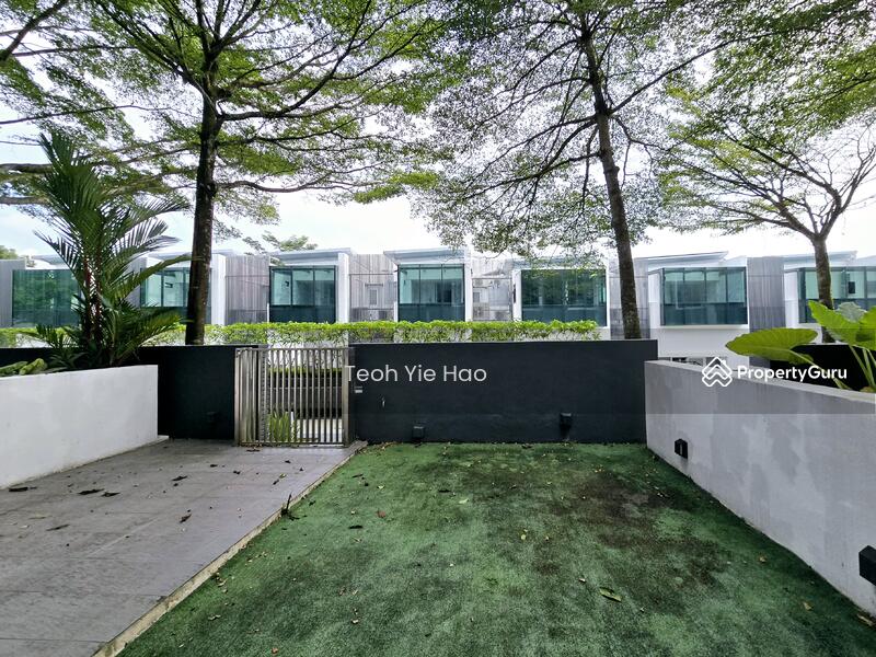 For Rent - East Residence @ KLGCC Resort