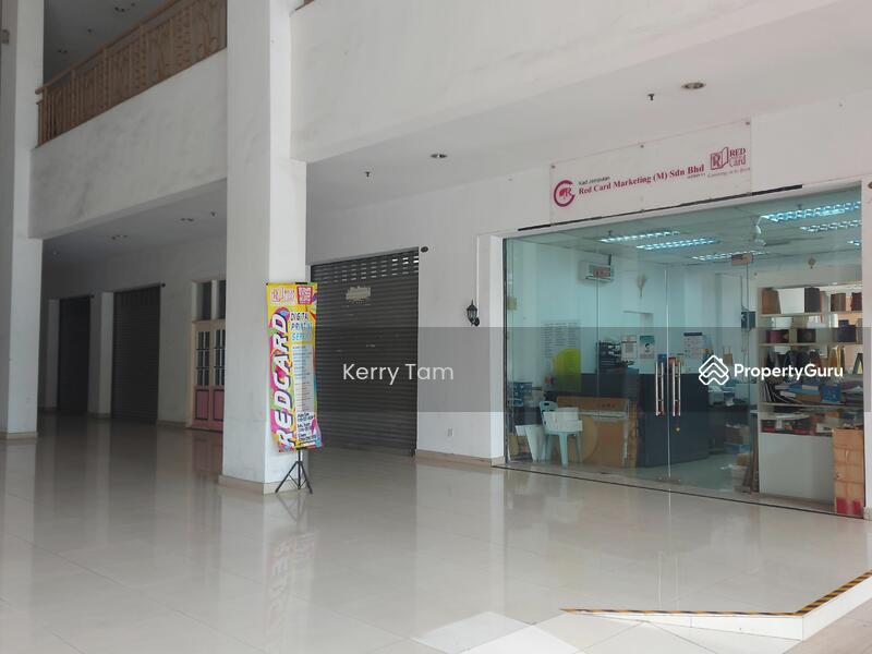 Untuk Dijual - Shop at Kelana Jaya