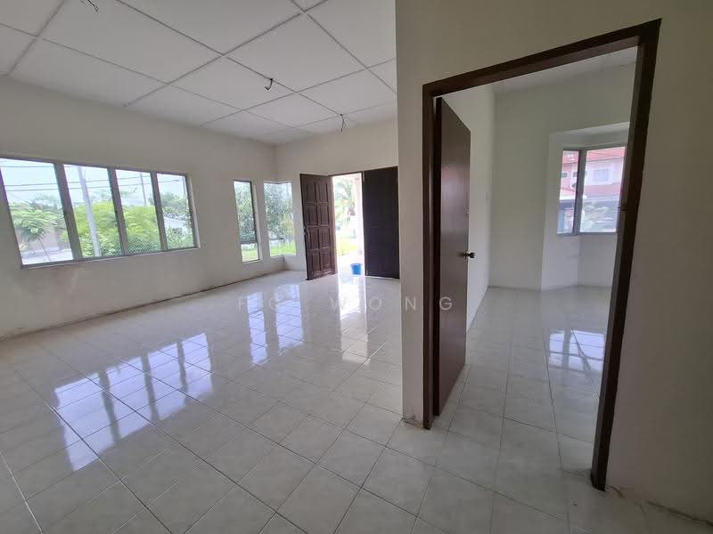 Bungalow House for Sale in Temerloh (Pahang) - FC Wong - Living Room - PropertyGuru.com.my