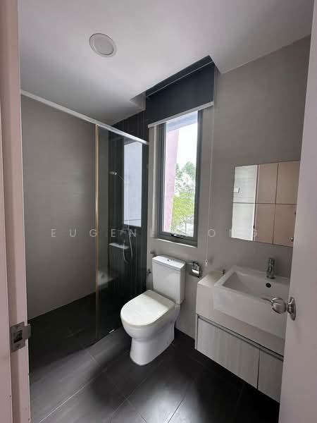 3-storey Terraced House for Sale in Seri Kembangan (Selangor) - Eugene Wong - Bathroom - PropertyGuru.com.my