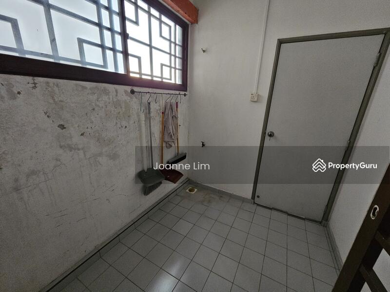 For Rent - The Golden Coast