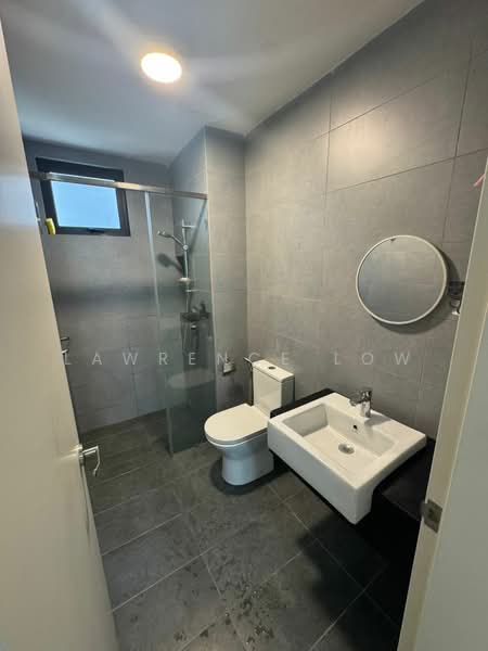 Master Bedroom Toilet