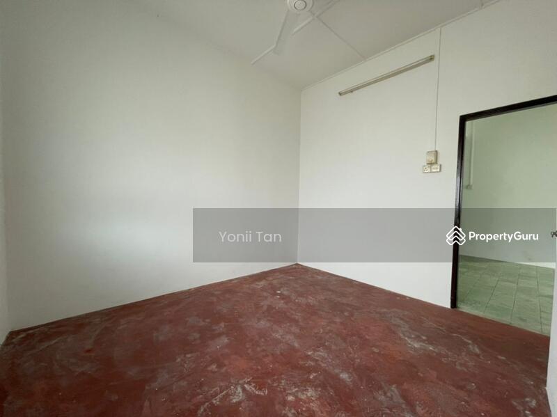 For Sale - Paya Terubong Lau Geok Swee 1 Storey Corner SemiD , Facing East