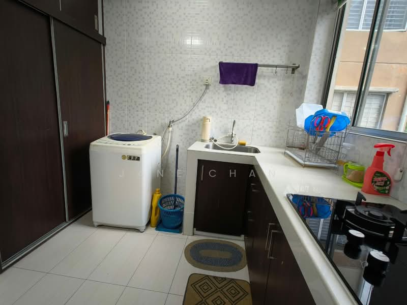 Condominium for Sale at Paradesa Tropica - Jane Chan - Kitchen - PropertyGuru.com.my