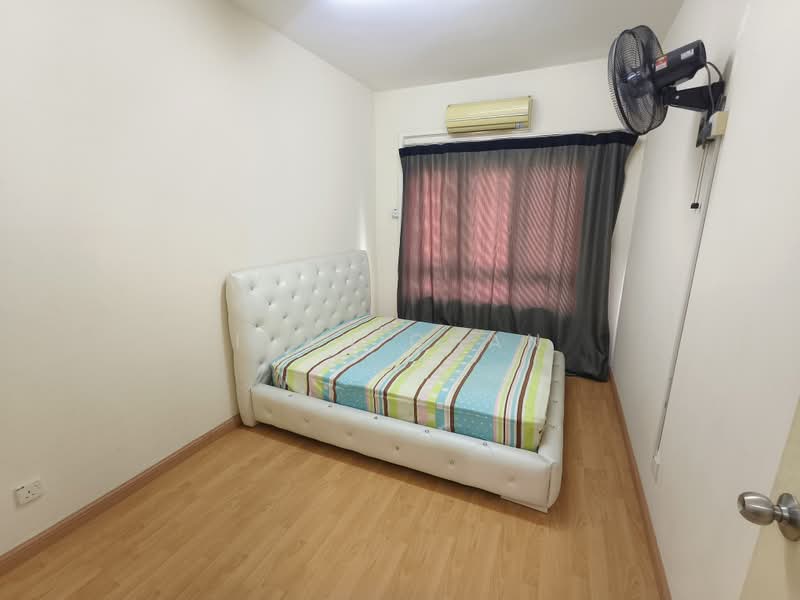 Condominium for Sale at Dynasty Garden Condominium - Ivan Chan - Bedroom - PropertyGuru.com.my