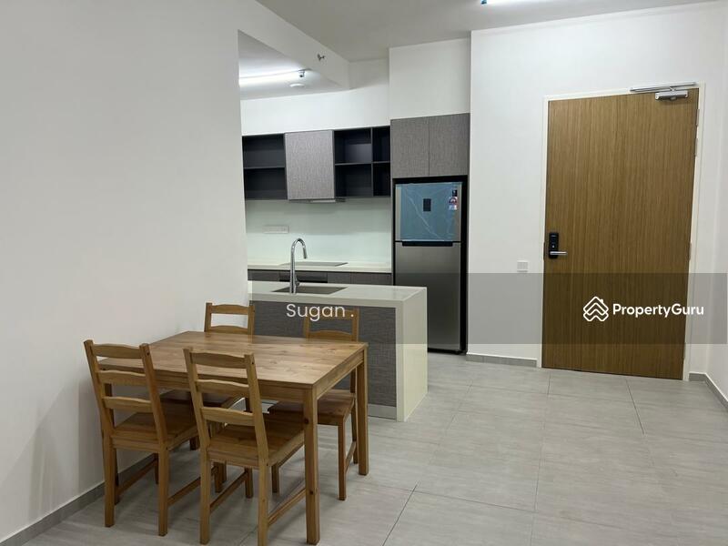 Unit Dining and entrance