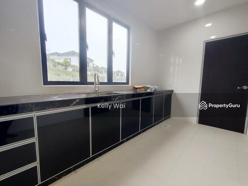 Mount Austin Glenmarie Double Storey SemiD Corner House For Rent