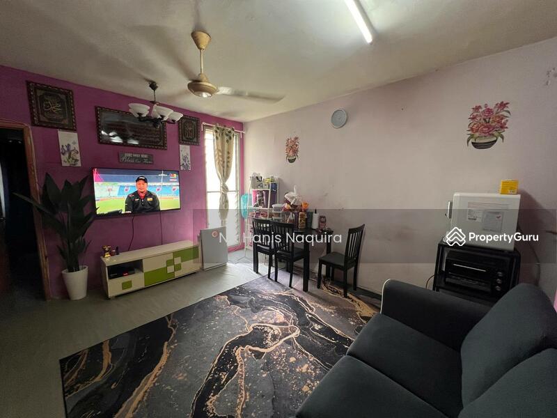 Flat for Sale at Taman Kinrara Seksyen 4 - Nik Hanis Naquira - PropertyGuru.com.my