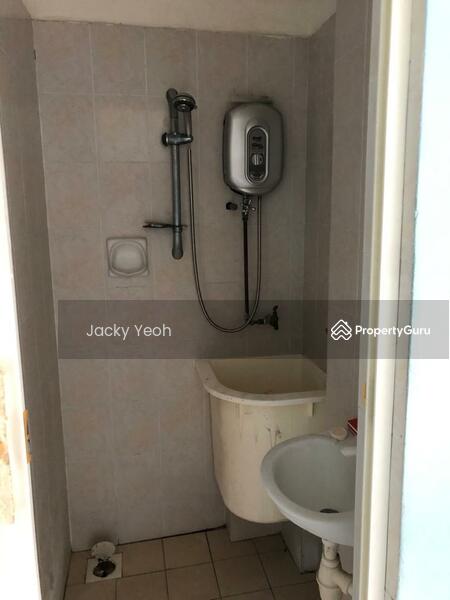 Untuk Dijual - Pinang Emas