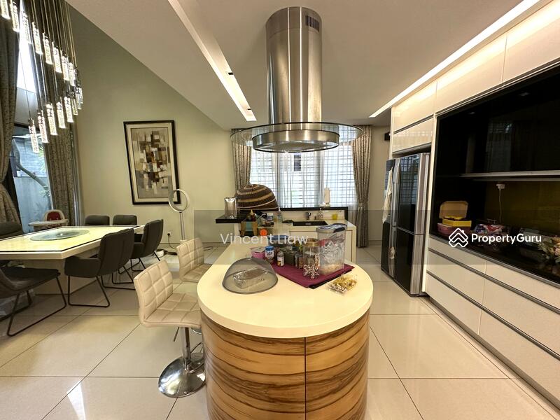 Bungalow for Sale in Taman Sains Selangor (Kota Damansara) - Vincent Liaw - PropertyGuru.com.my