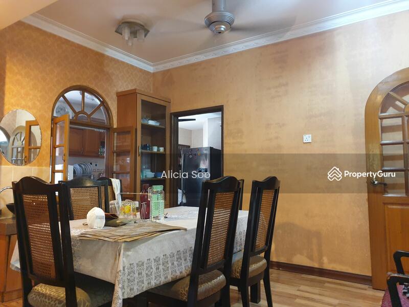 2-storey Terraced House for Sale in Bukit Rahman Putra (Sungai Buloh) - Alicia Soo - PropertyGuru.com.my