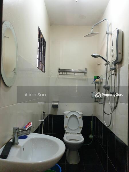 2-storey Terraced House for Sale in Bukit Rahman Putra (Sungai Buloh) - Alicia Soo - PropertyGuru.com.my