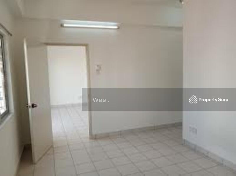 Wee 017-671 0519