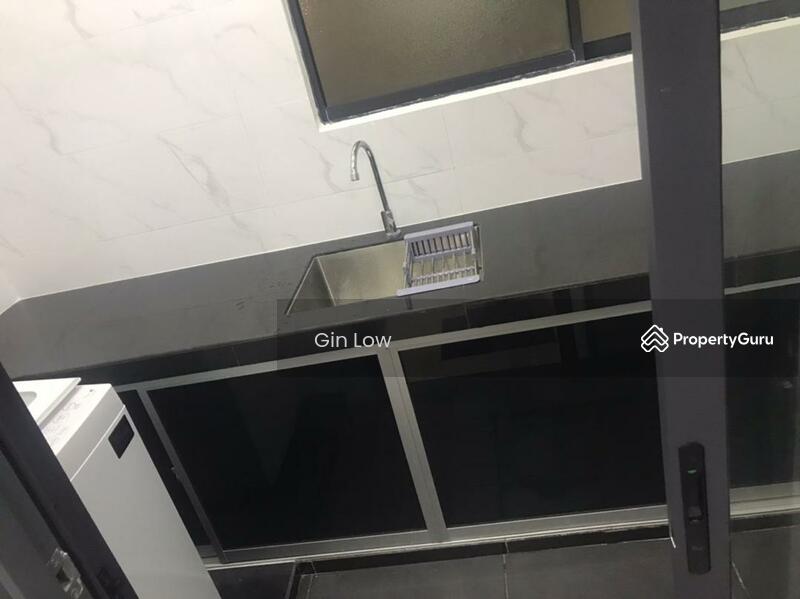 Untuk Disewa - The Hipster