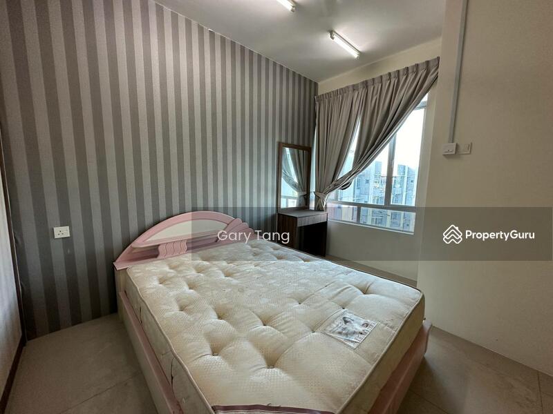 For Sale - Sky Garden Residences