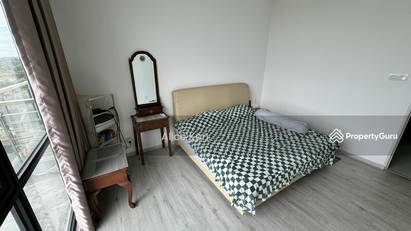 For Sale - Royal Richmond Gold