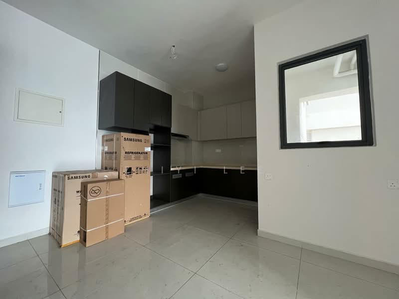 For Sale - Kings Bay @ Country Garden Danga Bay