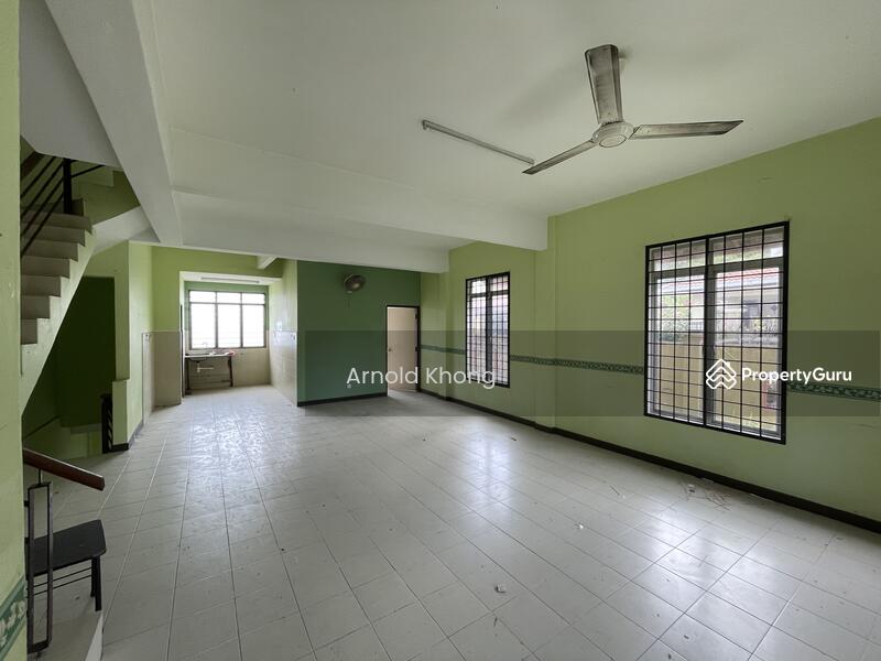 For Rent - Suria Grande