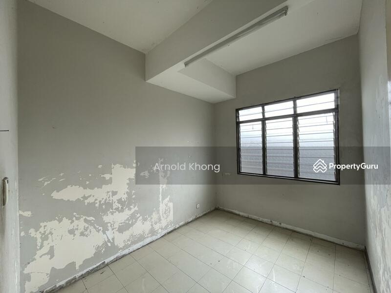 For Rent - Suria Grande