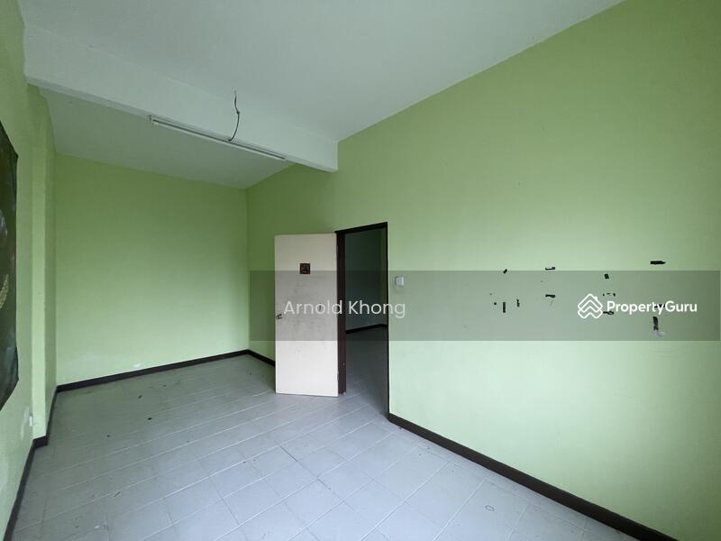 For Rent - Suria Grande