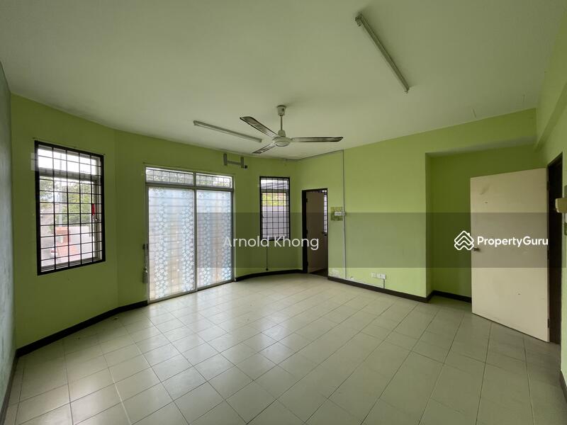 For Rent - Suria Grande