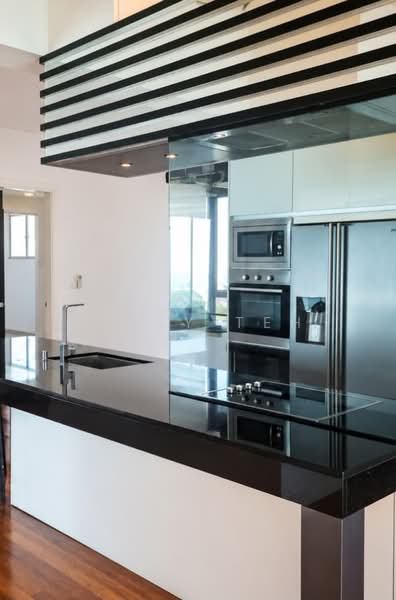 Kondominium untuk Dijual di Springtide Residences - Billy Teh - Kitchen - PropertyGuru.com.my