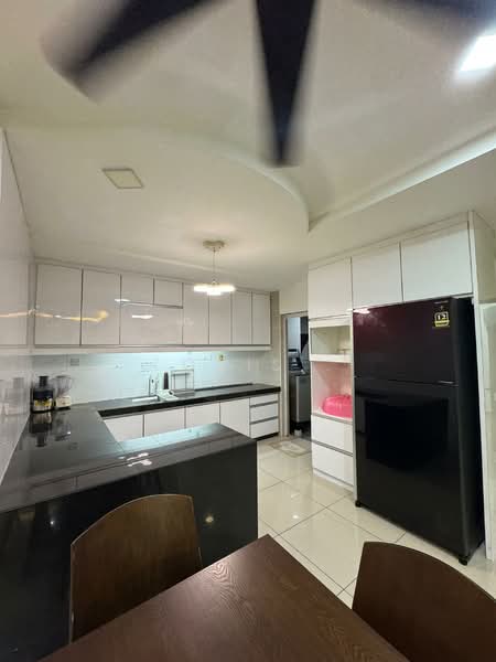 Condominium for Sale at Palace Court (Sri Istana) - Louis . - Kitchen - PropertyGuru.com.my