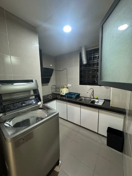 Condominium for Sale at Palace Court (Sri Istana) - Louis . - Kitchen - PropertyGuru.com.my