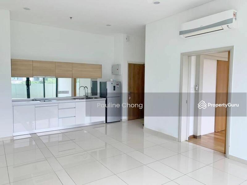 For Rent - Plaza Arkadia