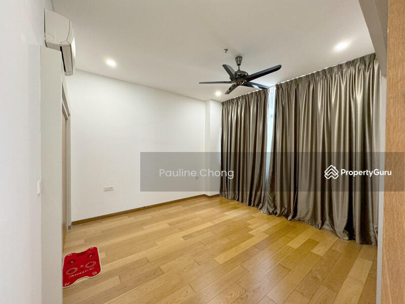 For Rent - Plaza Arkadia