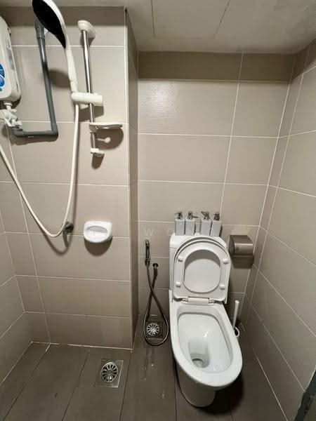 Soho for Rent in Kelana Jaya (Petaling Jaya) - YY Wong - Bathroom - PropertyGuru.com.my