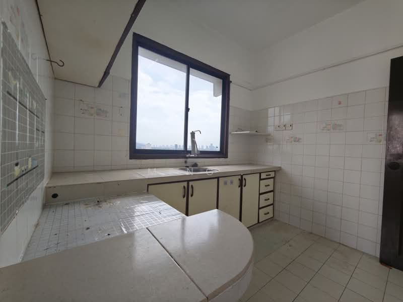 Kondominium untuk Dijual di Greenlane Heights Block B - Meng . - Kitchen - PropertyGuru.com.my