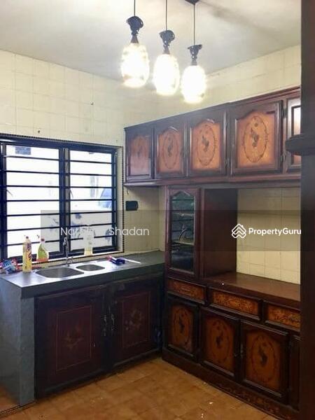 For Sale - END LOT 2 Storey Terrace House Seksyen 17 Shah Alam