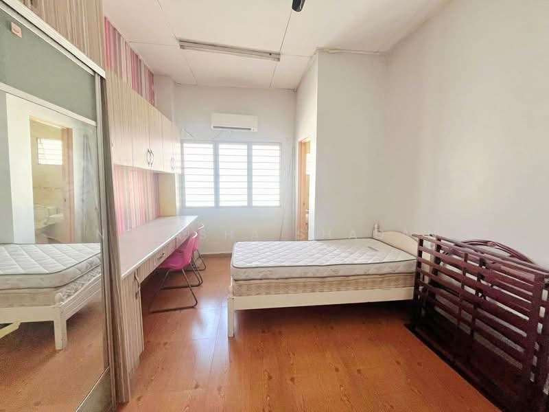 Rumah Teres 2 Tingkat untuk Dijual di Seksyen U11 (Shah Alam) - Natasha Shadan - PropertyGuru.com.my