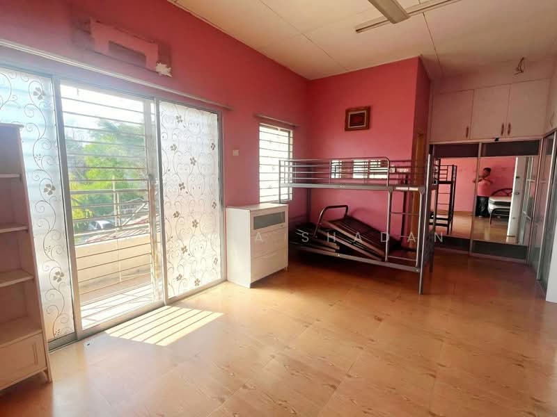 Rumah Teres 2 Tingkat untuk Dijual di Seksyen U11 (Shah Alam) - Natasha Shadan - PropertyGuru.com.my