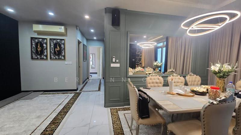 Condominium for Sale at Par 3 Condo & Condo Villa - Berwynn Chia - Dining Room - PropertyGuru.com.my