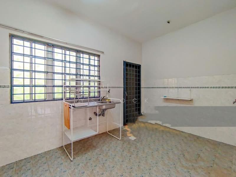 Bungalow for Sale in Nilai (Negeri Sembilan) - YS Lock - PropertyGuru.com.my