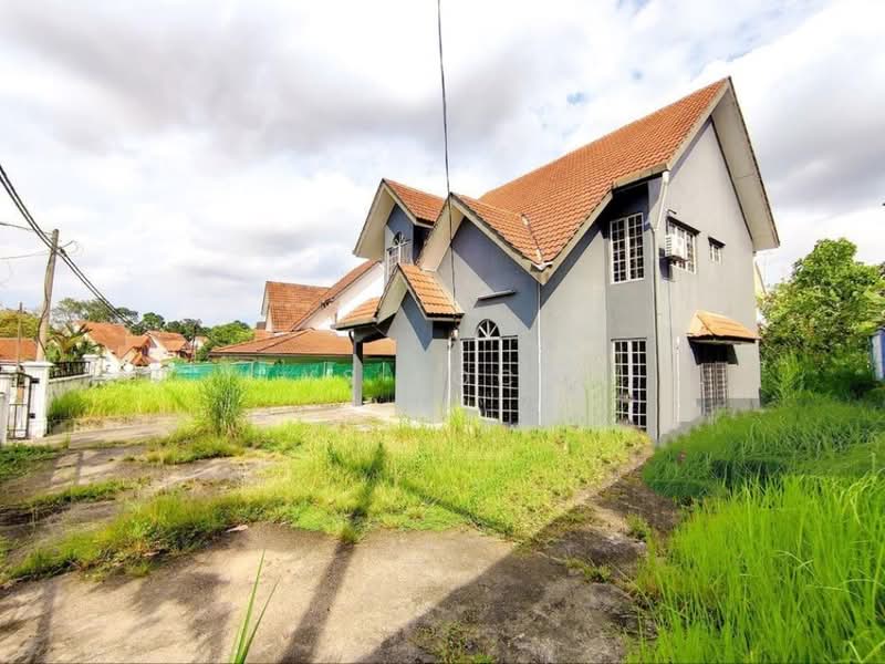 Bungalow for Sale in Nilai (Negeri Sembilan) - YS Lock - PropertyGuru.com.my
