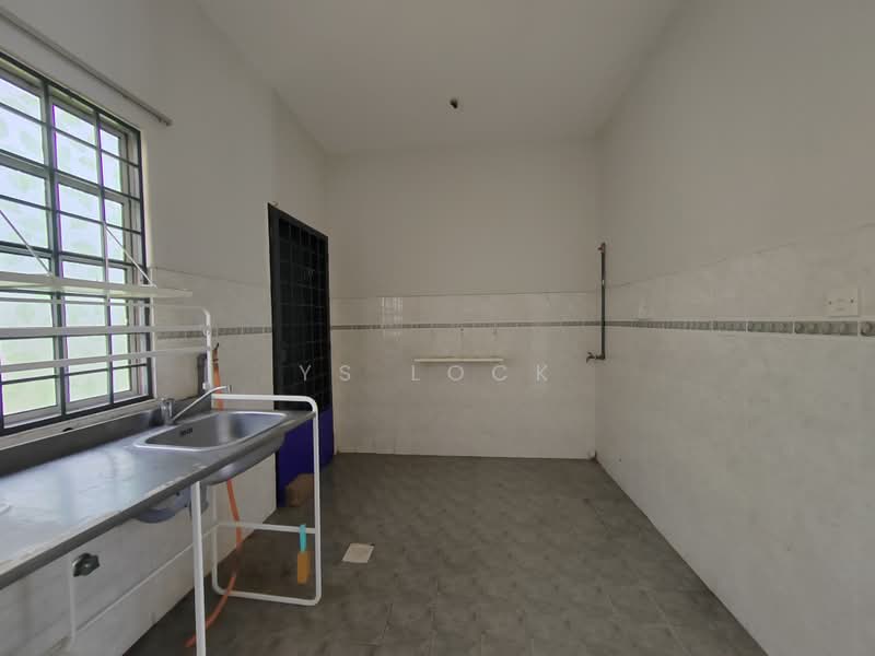 Rumah Banglo untuk Dijual di Kasturi Heights (Nilai) - YS Lock - Kitchen - PropertyGuru.com.my