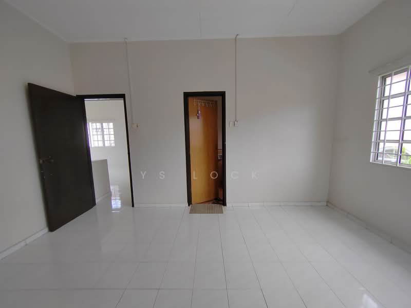 Rumah Banglo untuk Dijual di Kasturi Heights (Nilai) - YS Lock - Interior - PropertyGuru.com.my