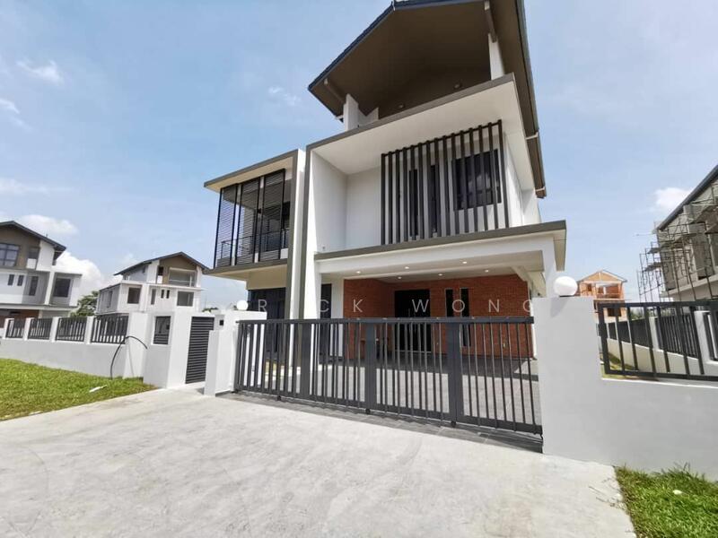 For Sale - New launch Bungalow/ Horizon hills/ East ledang/ Ledang height/ Forest city/ Sutera utama