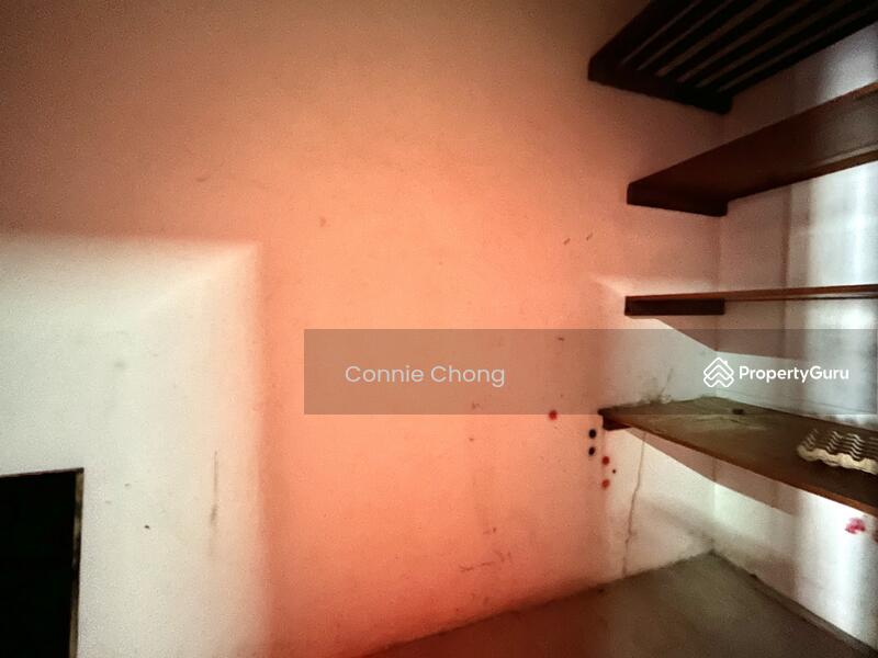 Untuk Dijual - Double Storey Shop Lot @ Tmn Puteri PD